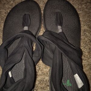 Sanuk Size 9 Slingback, Black